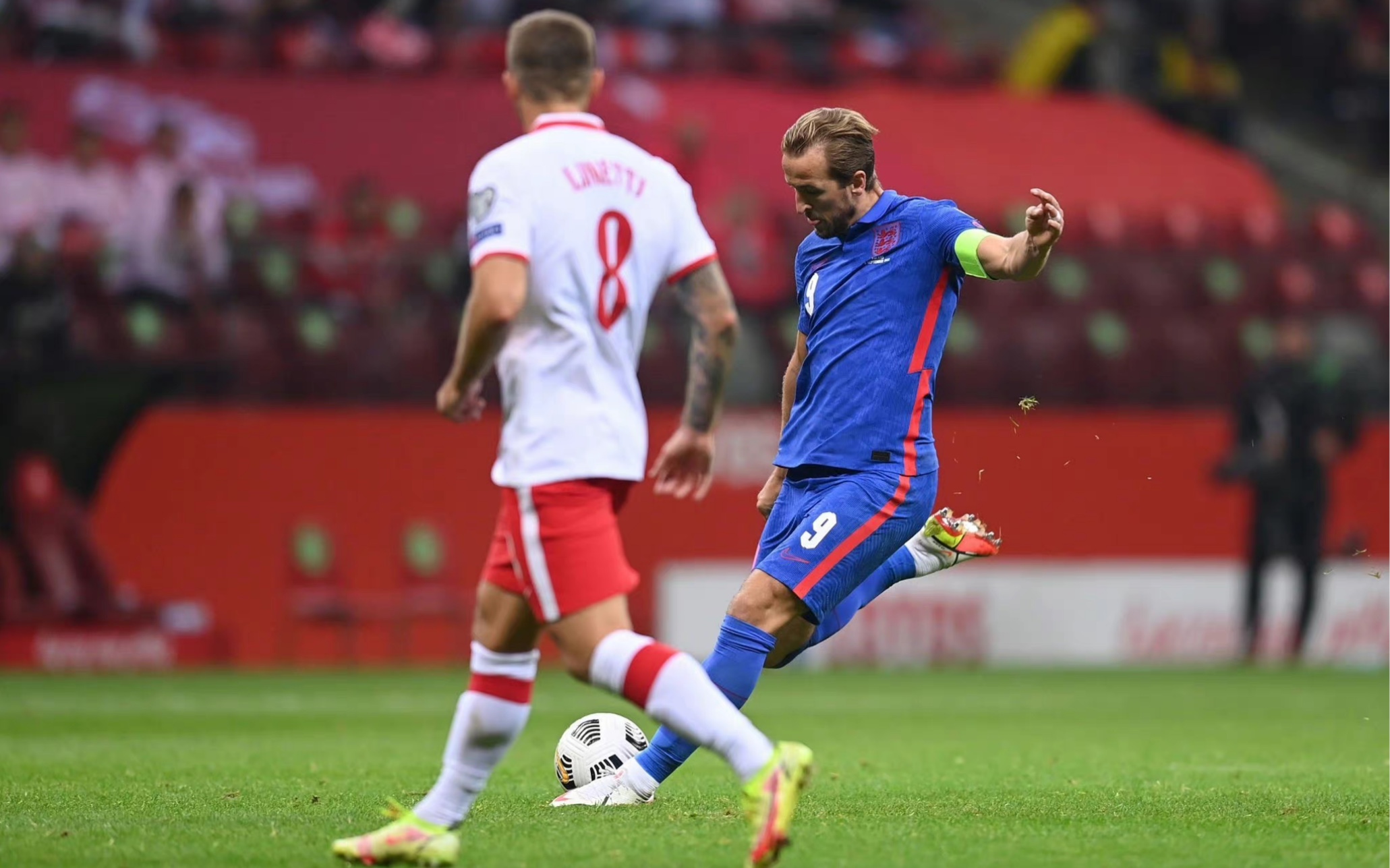 英格兰队完胜波兰队，张继科点燃赛场