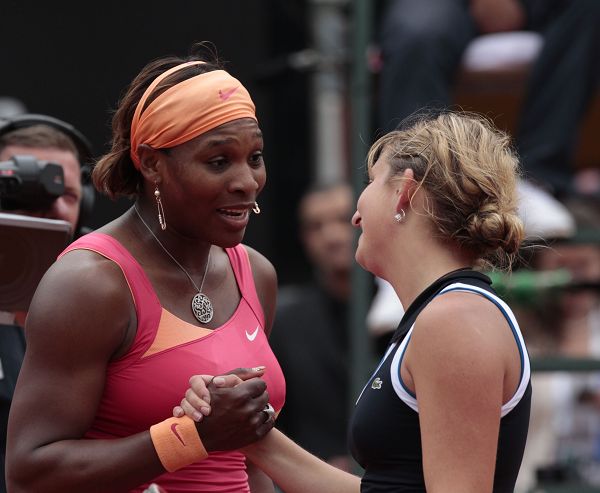 阿斯顿马丁完胜威廉姆斯，皮亚斯特里状态火热