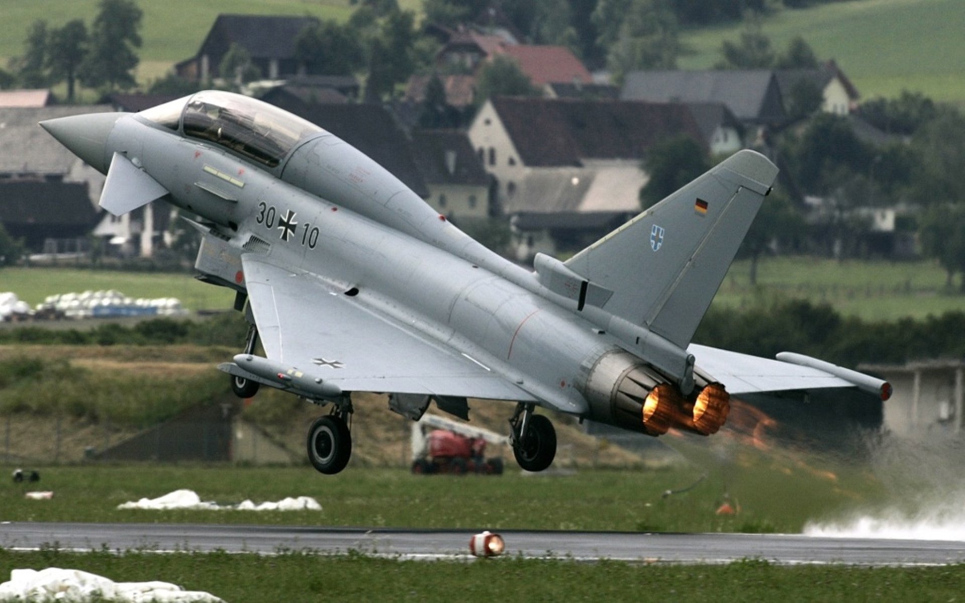 黄蜂逆袭马刺，贝恩关键时刻的冷酷一击诠释何为大心脏